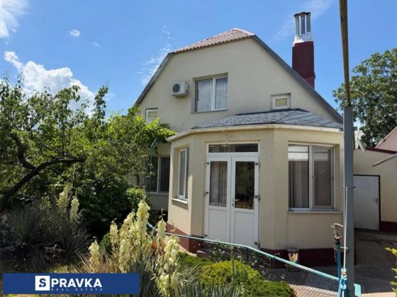Продаж просторого будинку в пересипском районі двох поверховий Одесса