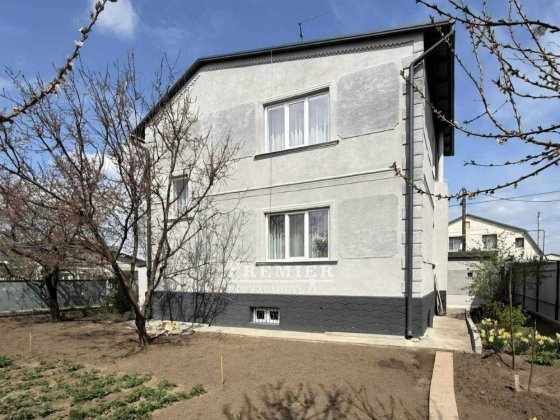 Продам 2-поверховий будинок в Одесі Одеса