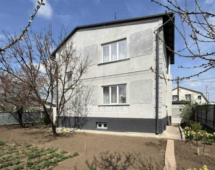 Продам 2-поверховий будинок в Одесі - фото 1