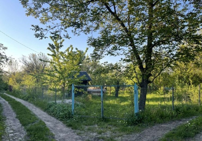 Продам дачу Ветеран ХТЗ -свет , скважина - фото 1
