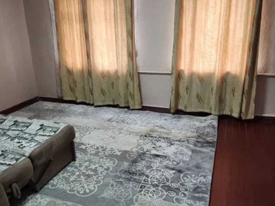 Продам дом в Хаджибейском р-не. 90 кв.м. 6 соток. Жилое состояние. Газовое отопление Одеса