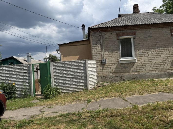 Продам  большую часть дома Немышлянская метро Турбоатом 5 мин - фото 1