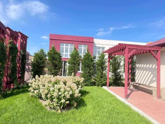 Своя оселя за ціною квартири: таунхаус із басейном на Таїрова Одеса