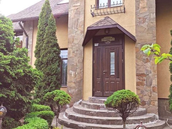 Софіївська Борщагівка, будинок з сонячною станцією, 3 поверхи, 423м.кв. Софіївська Борщагівка