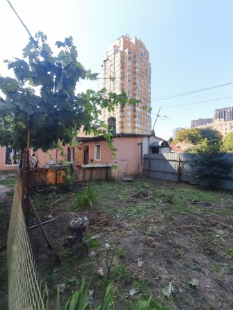 Продам будинок на ділянці 5,8 сотки. Район 5-ї станції Великого Фонтану. (228-820) - фото 1