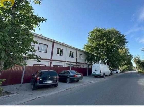 Продам двоповерховий таунхаус із власним подвір'ям | 44 м² | Хаджибейський район Одесса