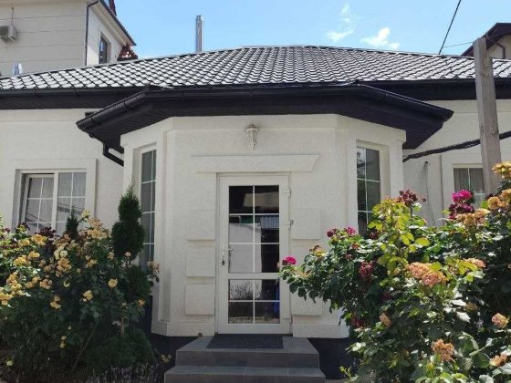 Продам отдельный дом с участком  на Каманина в Аркадии! 3 комнаты + кухня-студия. Ремонт! Действующи Одесса