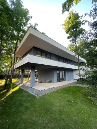 Продам дом в Харькове за Сокольниками закрытый посёлок "Forest" - фото 1