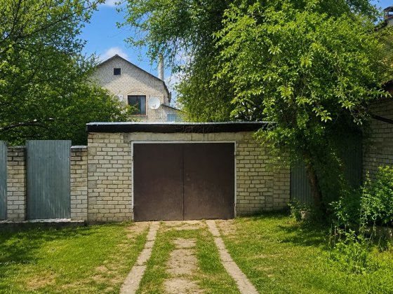 Продам дом 162м2на 10 сотках.Холодная гора.Гараж,подвал,терасса Харьков
