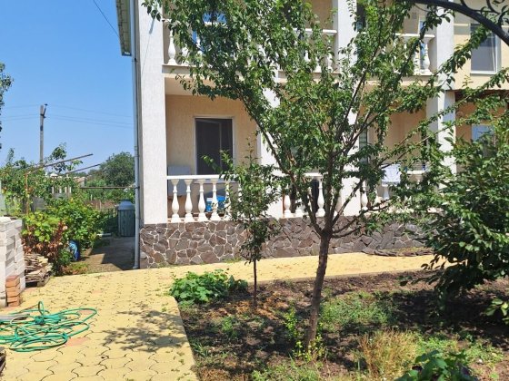 Сдам  длительно 2х эт.дом в Молодежном, 700$ Чорноморськ
