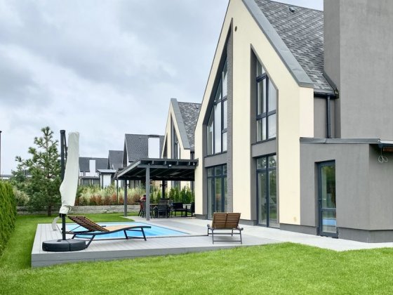 Оренда автономного будинку КМ Villaggo ВЛАСНИК електростанція, басейн Белогородка