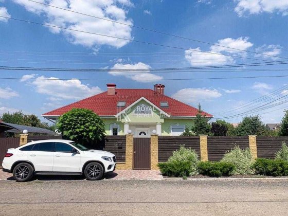 Оренда / Будинок з басейном/ Білогородка Білогородка