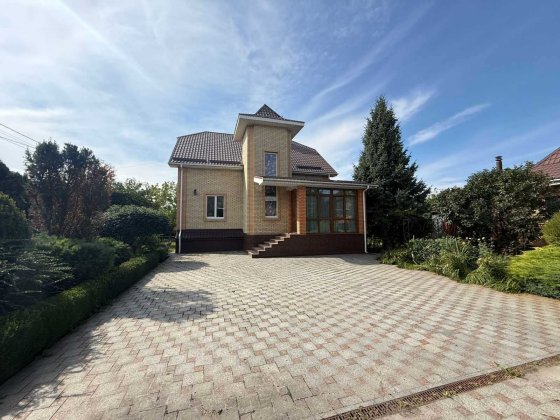 Здається будинок с.Гатне, вул.Озерна 34 з підвалом(укриття) Гатне
