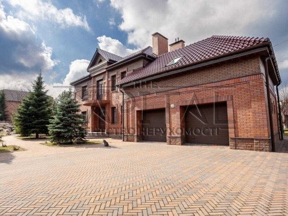 АВТОНОМНИЙ с. Гатне вул.Каштанова Оренда будинок загальною площею 500м2 з басейном у будинку та діля Гатне