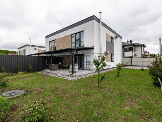 Оренда сучасного дуплексу 128 м² біля метро Теремки- Без сусідів Гатне