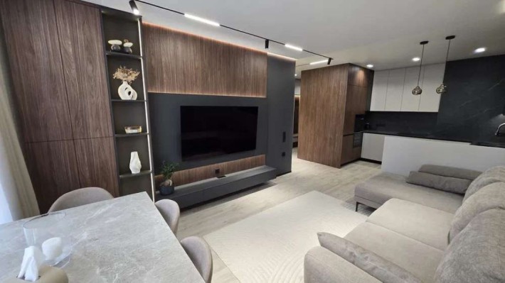 Продаж 3-к квартири вул. Родини Крістерів 16 - фото 1