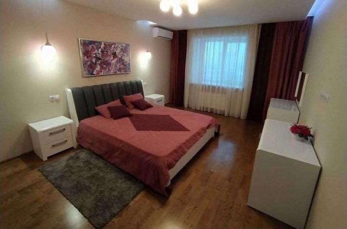 Продаж 3-к квартири вул. Гарматна вул. 38а - фото 1
