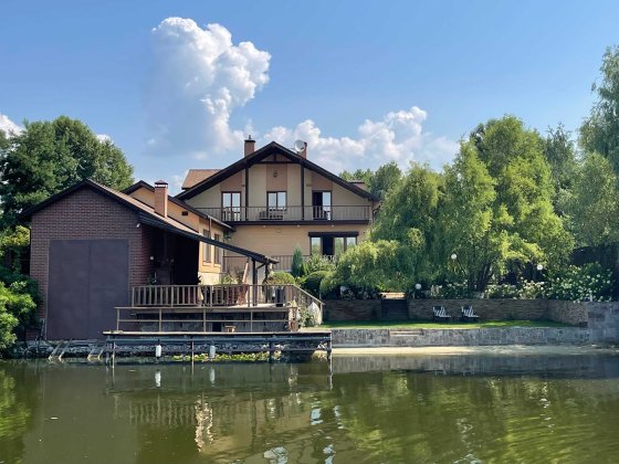 Сдам в оренду котедж в Києві, Дарницький р-н, Осокорки, берег Дніпра Гнідин