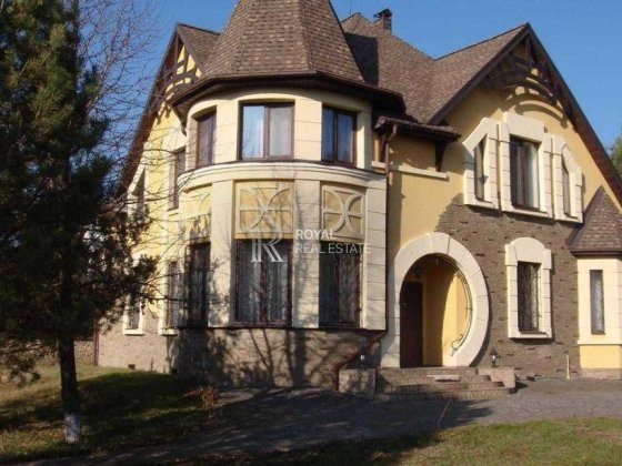 Оренда Будинок Колонщина 385 м² Ділянка 1,167 га 4 спальні Озеро Басейн Баня Гостьовий будинок Гараж Колонщина
