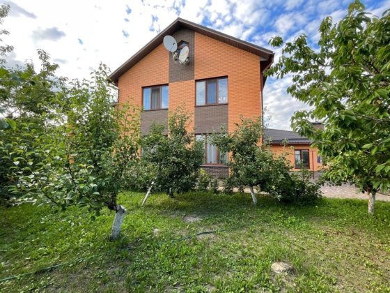 Здається будинок 290 м² біля Броварів! 31 сотка, газ, 30 кВт, 3 види опалення, гараж на 2 авто Красилівка