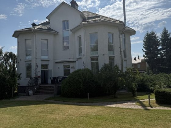 Здам автономний будинок з великою територією. Михайлівка-Рубежівка