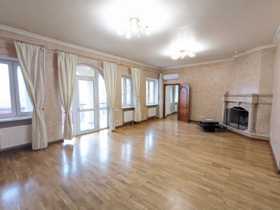 Без %. вул.Монтажників 500 м2. Велика парковка. Генератор Укриття.