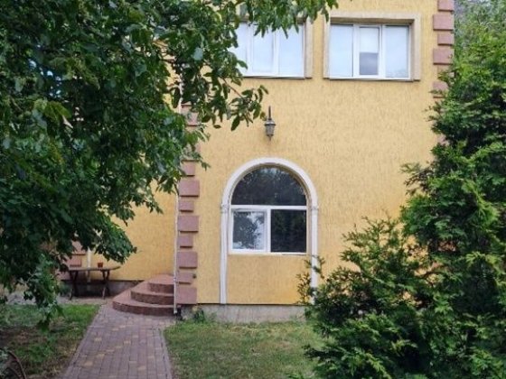 Довгострокова оренда двоповерхового будинку м.Київ вул.Передова. Киев
