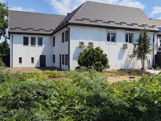 Русанівські сади, метро Лівобережна. Будинок 500кв.м. біля Дніпра, від власника. Київ