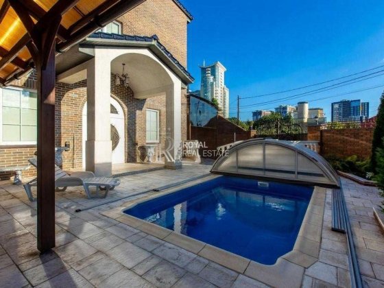 Оренда Будинок Київ Печерськ 450 м² 3 поверхи Басейн Камін Навіс на 2 авто Ботанічний сад Преміальна Київ