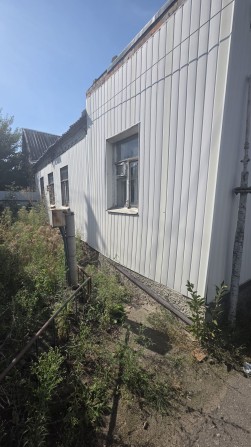 Здам півбудинку з окремим двором - фото 1