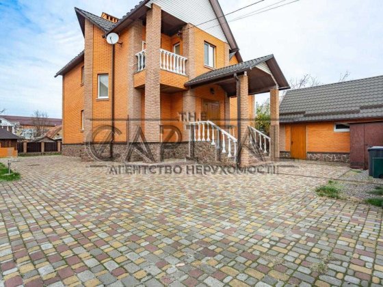Оренда будинку біля метро Киев