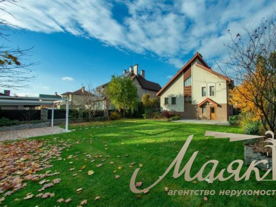 Оренда сучасного будинку 300м2 в КГ Коник, Голосіївській район, Київ, 10 хв від Печерська, з новим р Киев