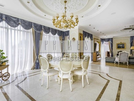 Аренда 5к дома 531,1 м², есть цоколь, ул. Белицкая, собственный выход в парк «Березовая Роща» Киев