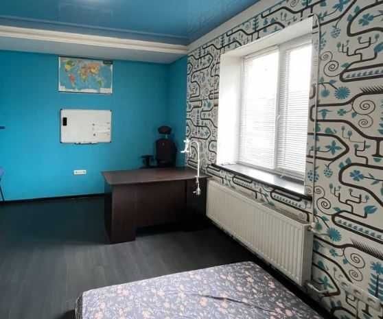 Здається 2-х поверховий будинкок 3 кімнати площею 110 кв.м. в Ленінському районі. Все є для життя. В - фото 1