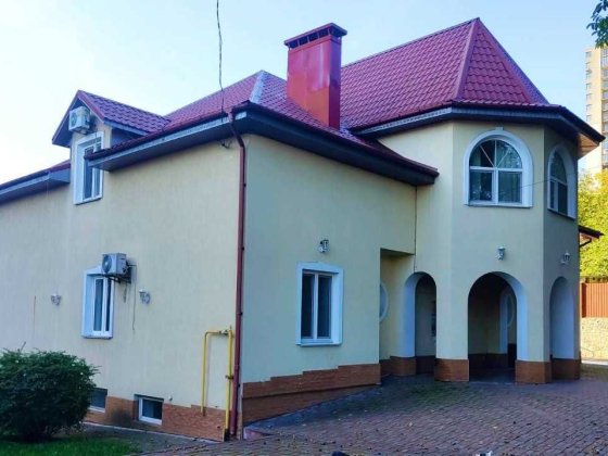 Оренда будинку Можливо під офіс Газ Генератор Киев