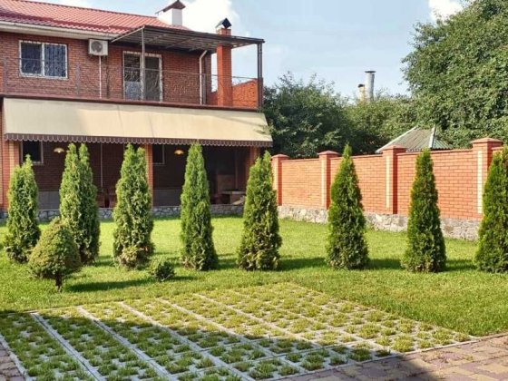 Оренда великого будинку біля берегу Південного Бугу. 5 кімнат, 230 квадратів. Центр міста Вінниця