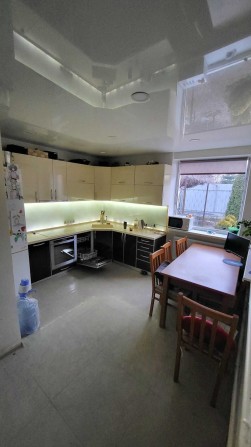 Оренда 2-х поверхового будинку 197 кв. в Комунарівському р-ні, вул.Барикадна - фото 1