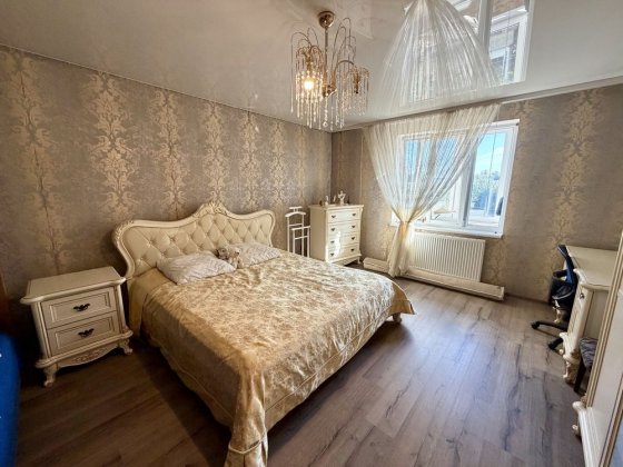 Оренда частини будинку (весь 2й поверх) в Личаківському р-ні. Кухня спільна з власницею (окремий хол Львів