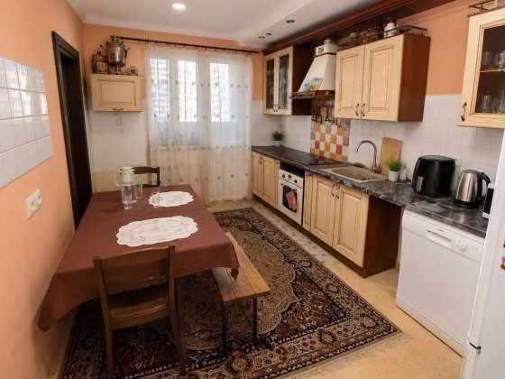 Продаж 3-к квартири вул. Олени Пчілки 5 Київ