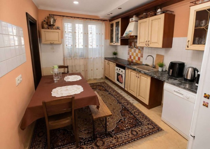 Продаж 3-к квартири вул. Олени Пчілки 5 - фото 1