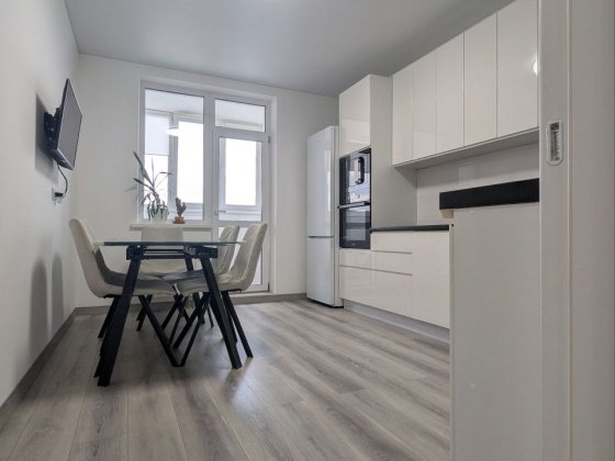Здається простора двокімнатна квартира, 67 м², 21 поверх, ЖК «Лісовий квартал», вул. Київська 247, ц Бровары