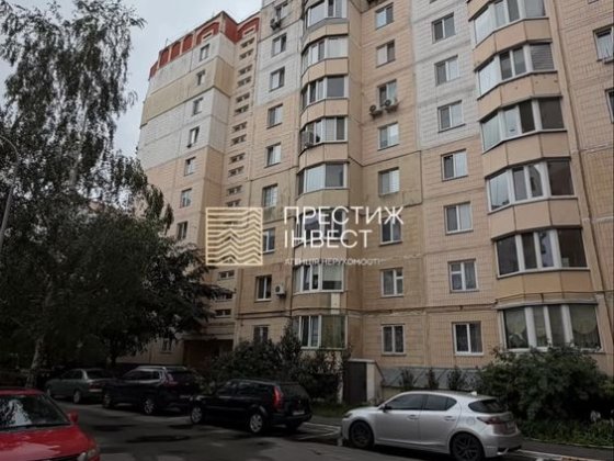 З 26.09 Довготривала оренда 1-кімнатної квартири по В. Момота