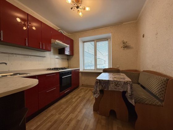 Здам 2 кімнатну квартиру р-н Зоряного ринку