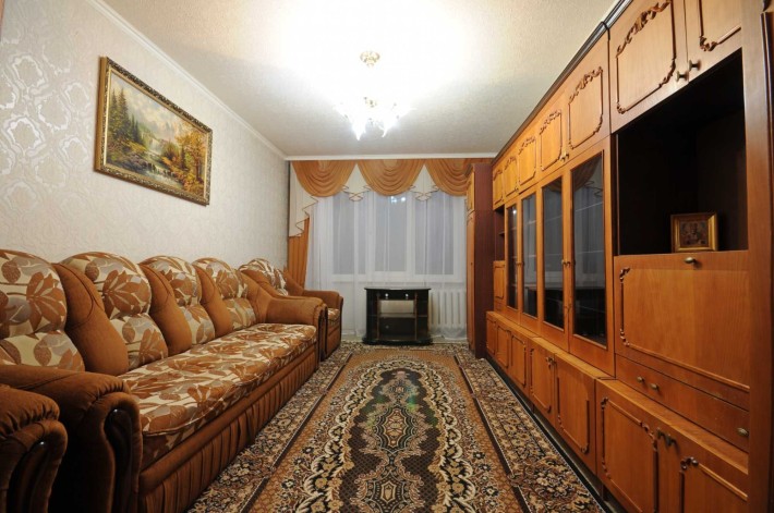 Чудова 3-кімнатна квартира пр-т Незалежності! - фото 1
