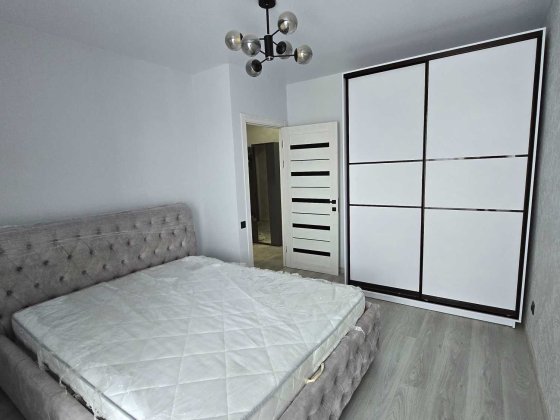 Оренда нової квартири в центрі