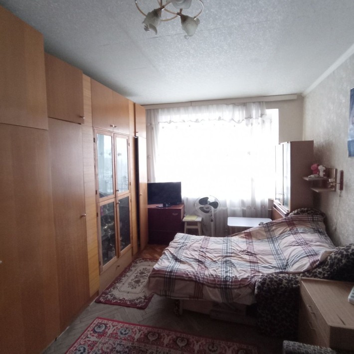 Гостінка 30м.кв в центрі ВІЛЬНА - фото 1