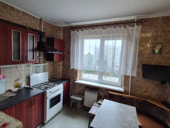 Здам 1 но кімнатну квартиру в гарному стані 40м2 вул. Чорновола