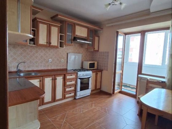 Оренда 2 км квартири в спальному районі міста Ивано-Франковск