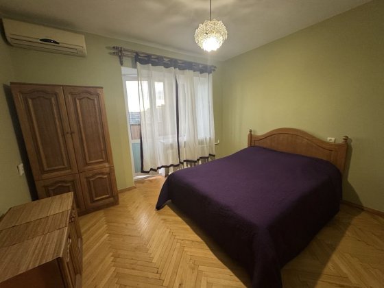 Оренда 2к-квартири вул.Верхня,м.Звіринецька,Печерська.