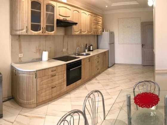 Оренда, пр. Валерія Лобановського, 4 В, 3 к. 110 м2,  від господині
